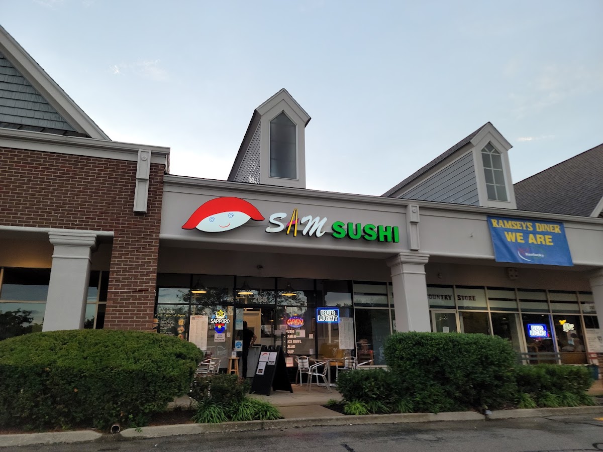 SAM Sushi & Ramen